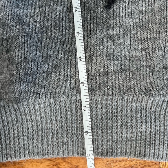 THML lightning bolt sweater - Picture 5 of 5